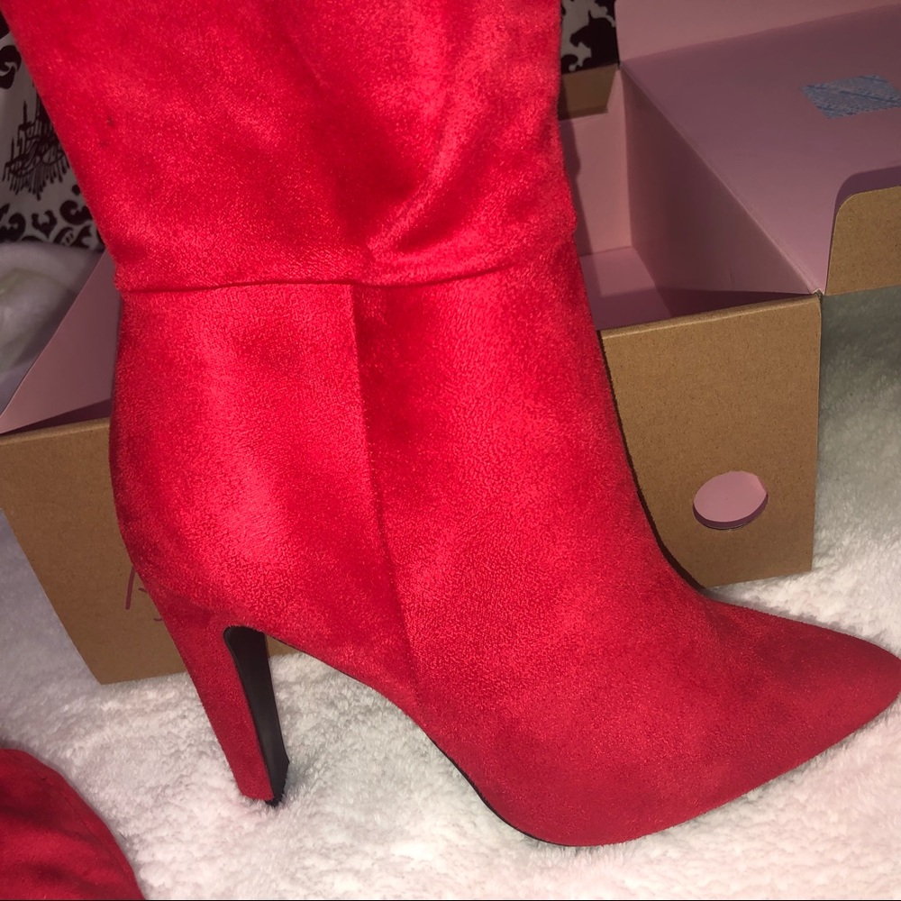 Red Suede Boots ! - Picture 3 of 5